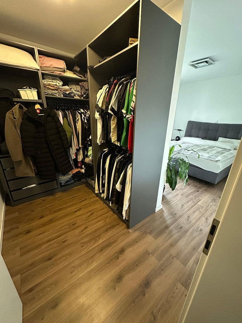 Prenájom bytu 3-izbový 92 m², Brühlstr. 27b, Wassenberg, Severné Porýnie - Westfálsko Prenájom bytu 3-izbový 92 m², Brühlstr. 27b, Wassenberg, Severné Porýnie - Westfálsko