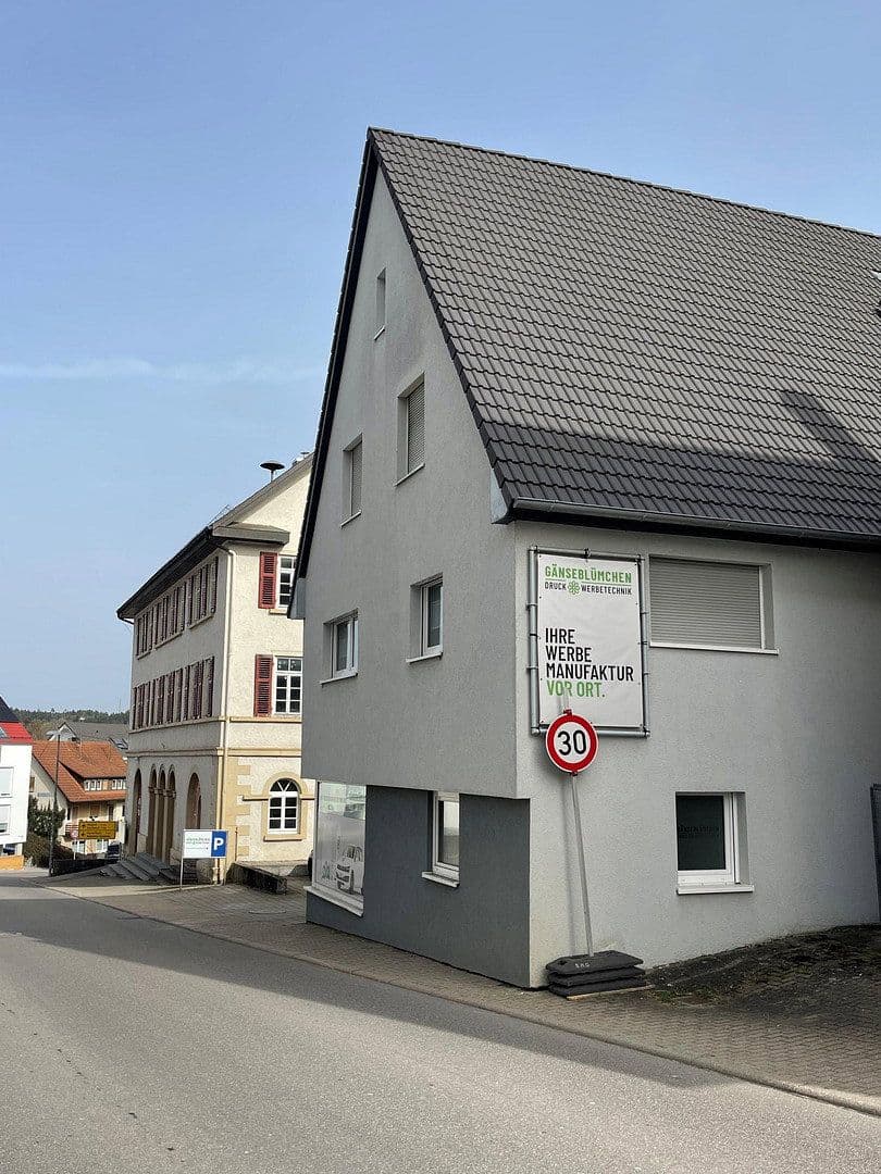 Predaj domu 340 m², pozemek 1.070 m², Bahnhofstraße 3, Horb am Neckar, Bádensko-Wurttembersko Predaj domu 340 m², pozemek 1.070 m², Bahnhofstraße 3, Horb am Neckar, Bádensko-Wurttembersko