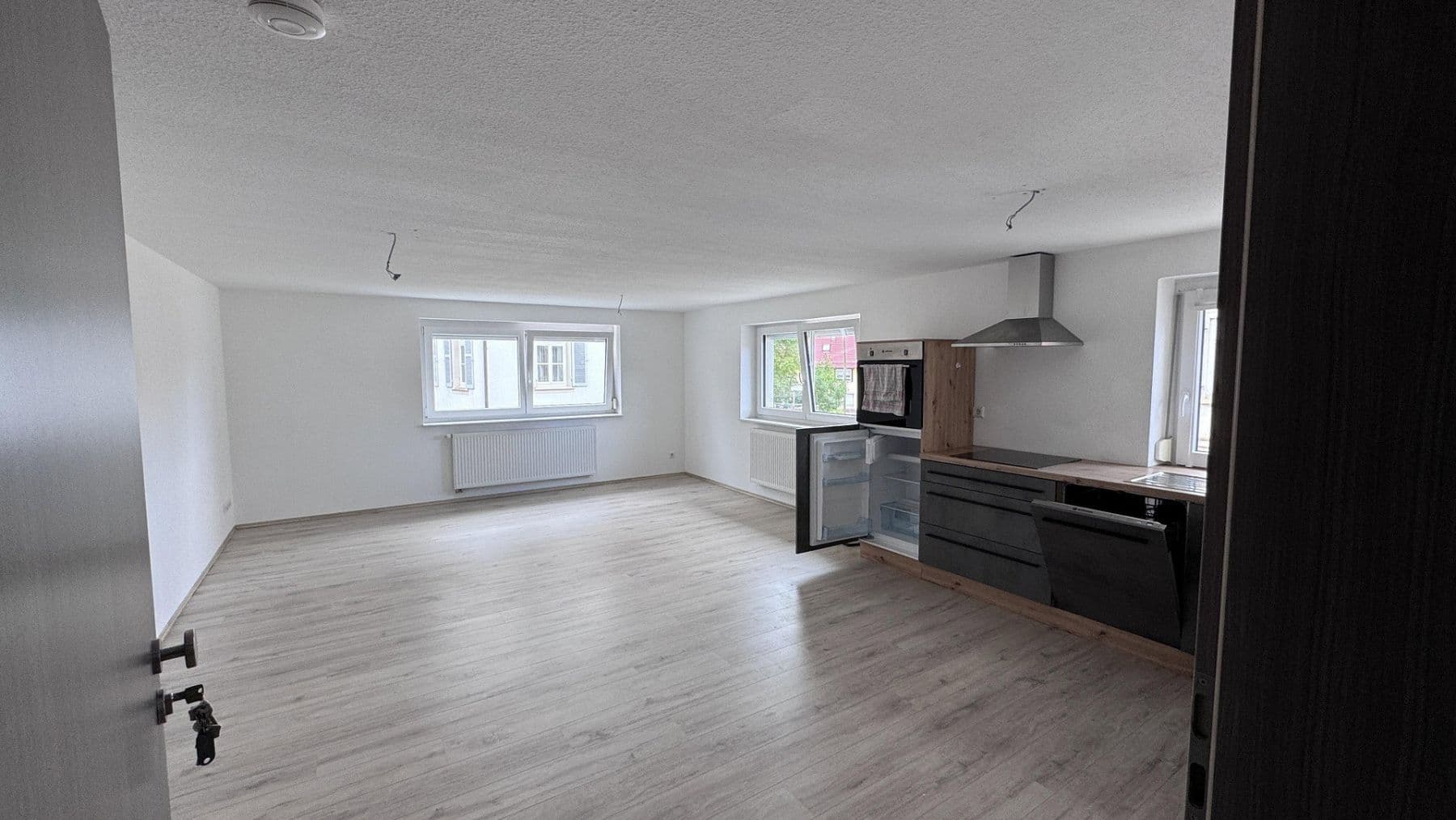 Predaj domu 340 m², pozemek 1.070 m², Bahnhofstraße 3, Horb am Neckar, Bádensko-Wurttembersko Predaj domu 340 m², pozemek 1.070 m², Bahnhofstraße 3, Horb am Neckar, Bádensko-Wurttembersko
