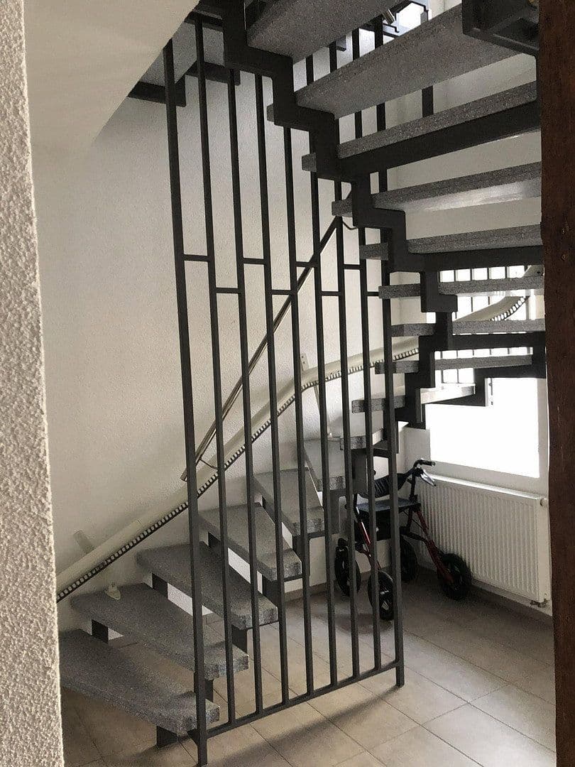 Predaj domu 340 m², pozemek 1.070 m², Bahnhofstraße 3, Horb am Neckar, Bádensko-Wurttembersko Predaj domu 340 m², pozemek 1.070 m², Bahnhofstraße 3, Horb am Neckar, Bádensko-Wurttembersko