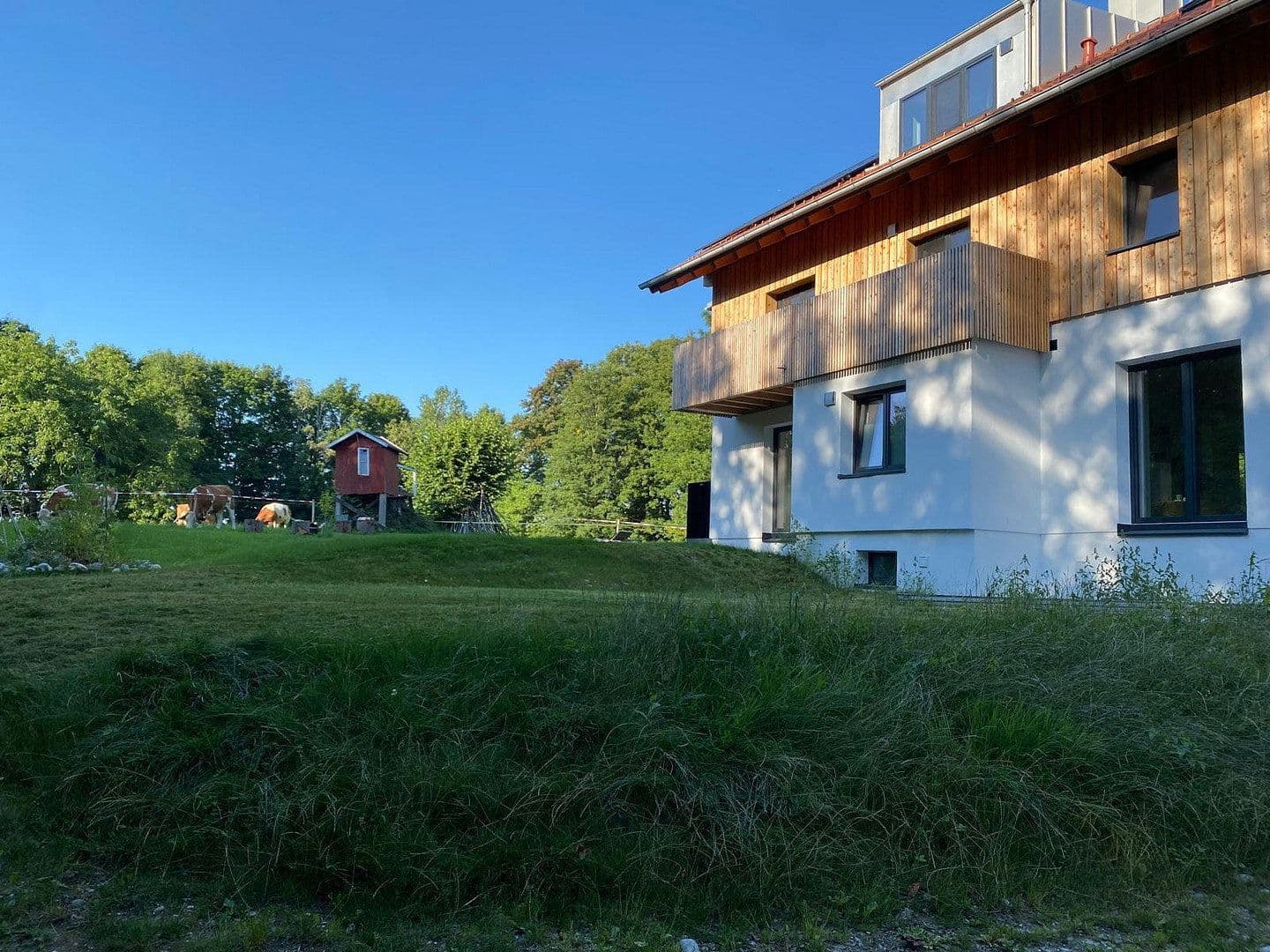 Prenájom domu 154 m², pozemek 1.000 m², Münsing, Bavorsko Prenájom domu 154 m², pozemek 1.000 m², Münsing, Bavorsko