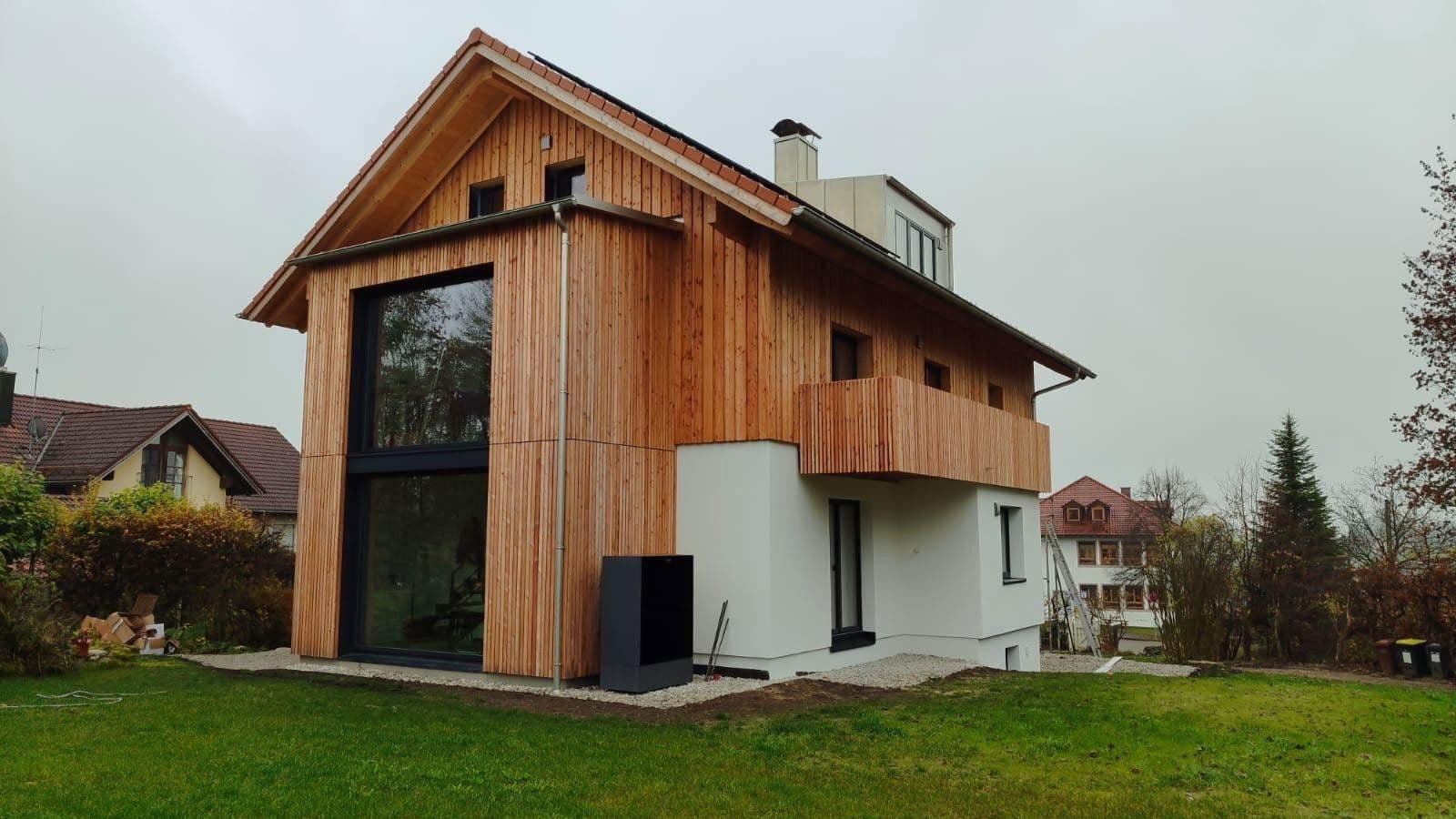 Prenájom domu 154 m², pozemek 1.000 m², Münsing, Bavorsko Prenájom domu 154 m², pozemek 1.000 m², Münsing, Bavorsko