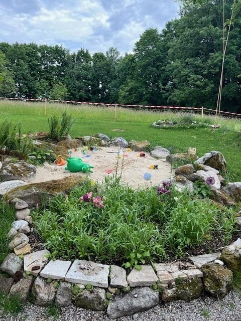 Prenájom domu 154 m², pozemek 1.000 m², Münsing, Bavorsko Prenájom domu 154 m², pozemek 1.000 m², Münsing, Bavorsko