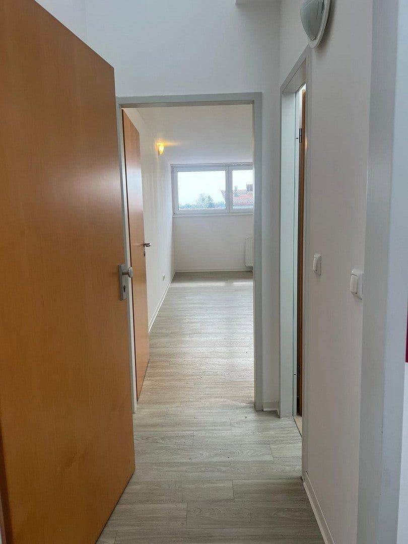 Prenájom bytu 1-izbový 37 m², Baldhamer Straße 39, Vaterstetten, Bavorsko Prenájom bytu 1-izbový 37 m², Baldhamer Straße 39, Vaterstetten, Bavorsko