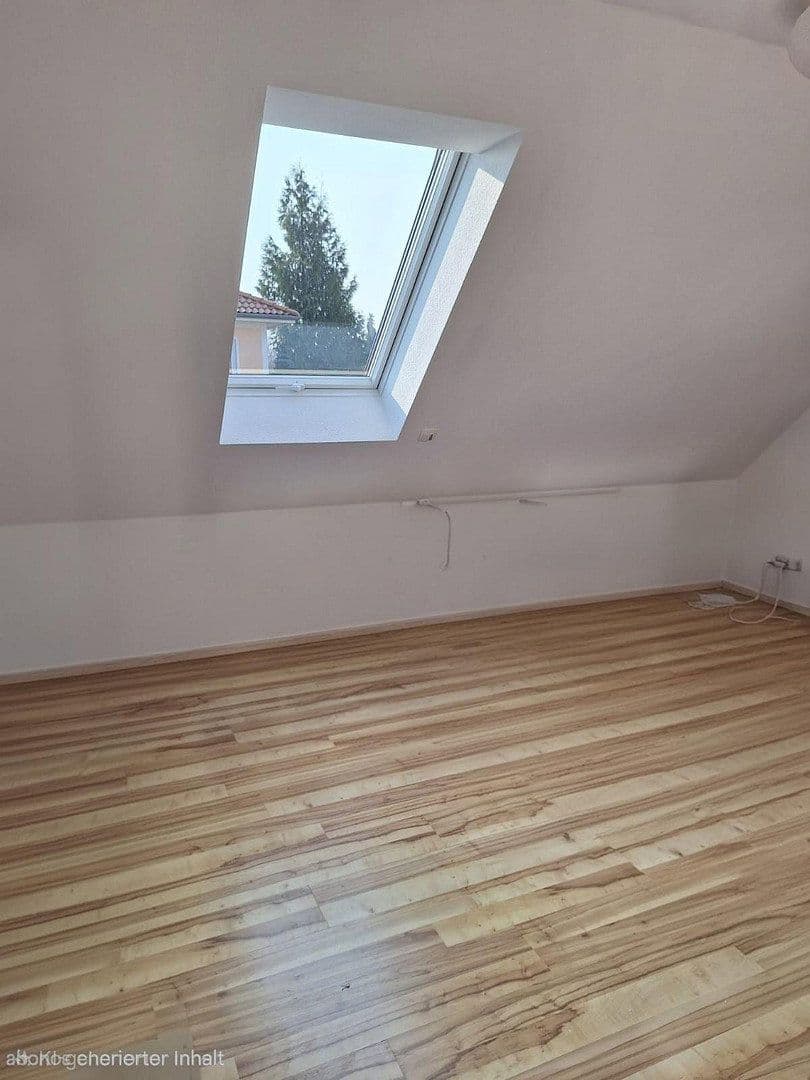 Prenájom domu 144 m², pozemek 500 m², Berlin, Berlín Prenájom domu 144 m², pozemek 500 m², Berlin, Berlín