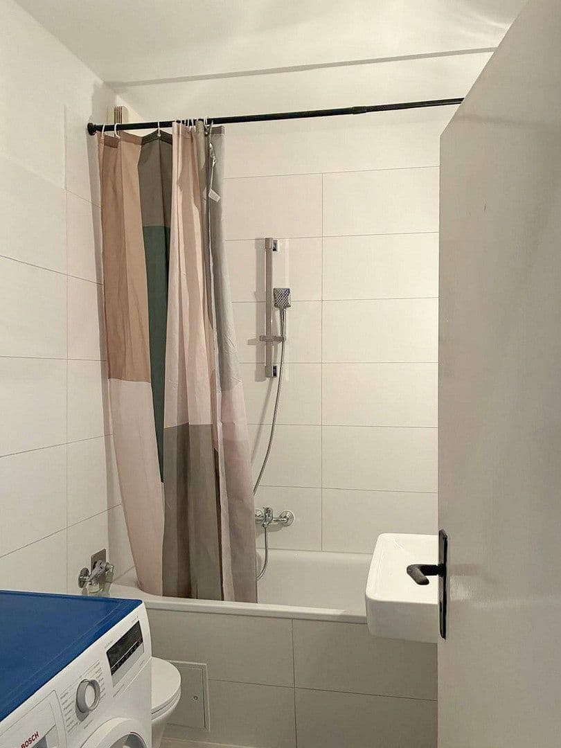 Predaj bytu 4-izbový 71 m², Mollstraße 2, Berlin, Berlín Predaj bytu 4-izbový 71 m², Mollstraße 2, Berlin, Berlín