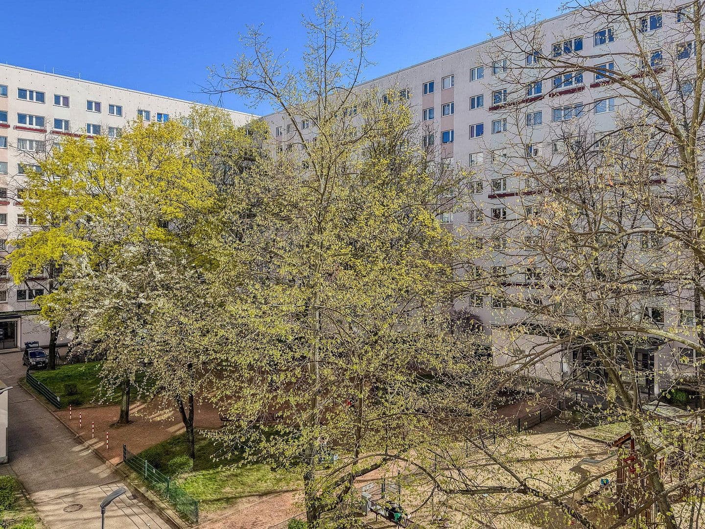 Predaj bytu 4-izbový 71 m², Mollstraße 2, Berlin, Berlín Predaj bytu 4-izbový 71 m², Mollstraße 2, Berlin, Berlín