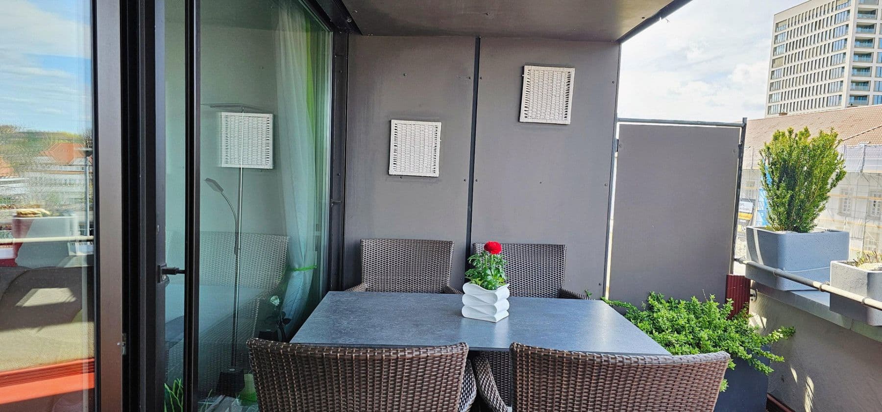 Predaj bytu 2-izbový 69 m², Reutlingen, Bádensko-Wurttembersko Predaj bytu 2-izbový 69 m², Reutlingen, Bádensko-Wurttembersko