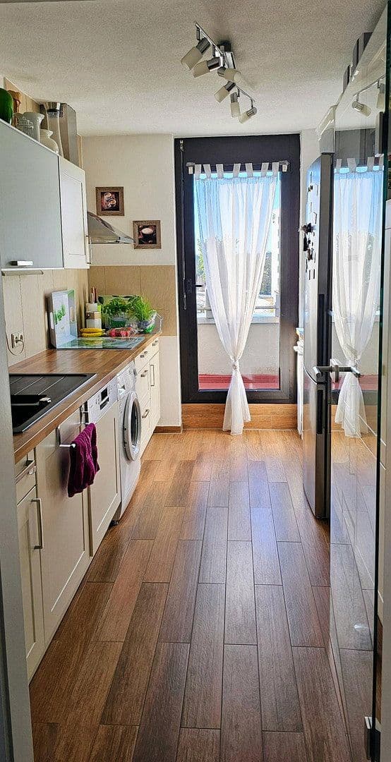 Predaj bytu 2-izbový 69 m², Reutlingen, Bádensko-Wurttembersko Predaj bytu 2-izbový 69 m², Reutlingen, Bádensko-Wurttembersko