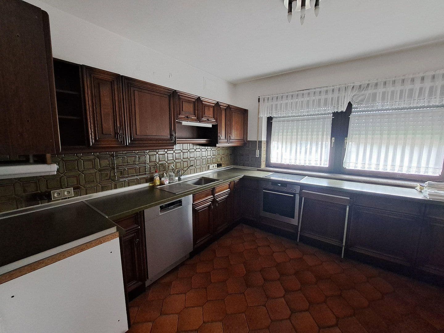 Predaj domu 226 m², pozemek 527 m², Zehntfeldstr. 270, München, Bavorsko Predaj domu 226 m², pozemek 527 m², Zehntfeldstr. 270, München, Bavorsko