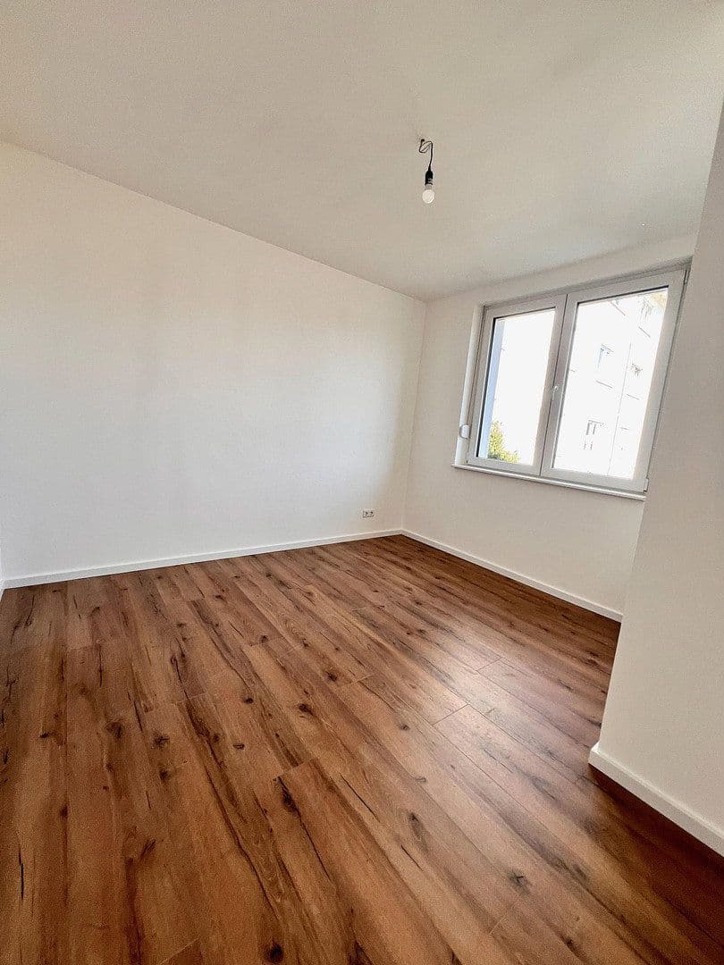 Prenájom domu 230 m², pozemek 600 m², Haller Weg 65a, Bielefeld, Severné Porýnie - Westfálsko Prenájom domu 230 m², pozemek 600 m², Haller Weg 65a, Bielefeld, Severné Porýnie - Westfálsko