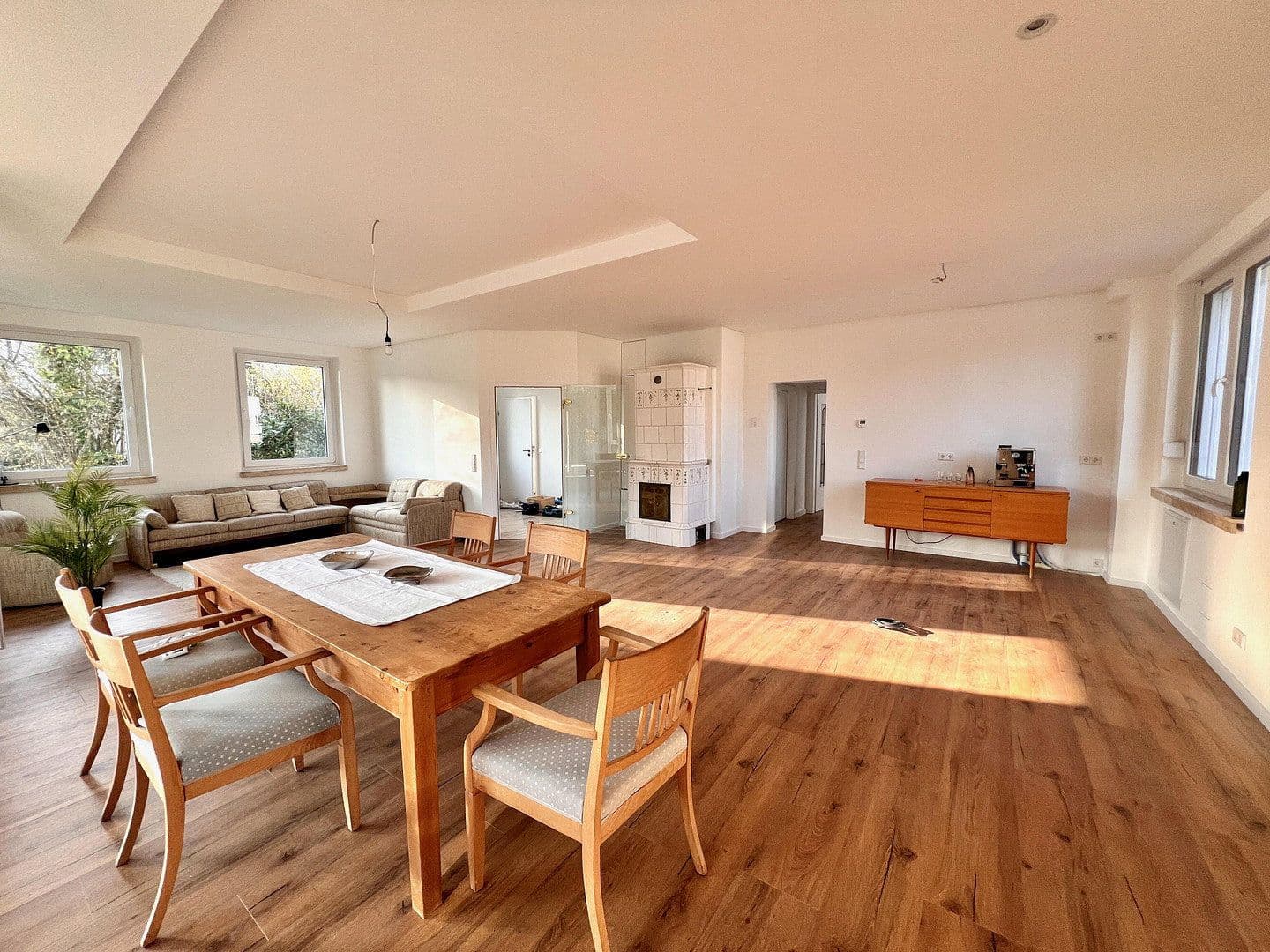 Prenájom domu 230 m², pozemek 600 m², Haller Weg 65a, Bielefeld, Severné Porýnie - Westfálsko Prenájom domu 230 m², pozemek 600 m², Haller Weg 65a, Bielefeld, Severné Porýnie - Westfálsko