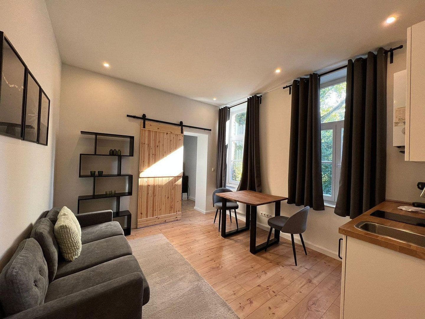 Prenájom bytu 2-izbový 32 m², Adalbertsteinweg 205, Aachen, Severné Porýnie - Westfálsko Prenájom bytu 2-izbový 32 m², Adalbertsteinweg 205, Aachen, Severné Porýnie - Westfálsko