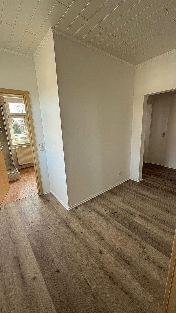 Prenájom bytu 3-izbový 90 m², Zwickau, Sasko Prenájom bytu 3-izbový 90 m², Zwickau, Sasko