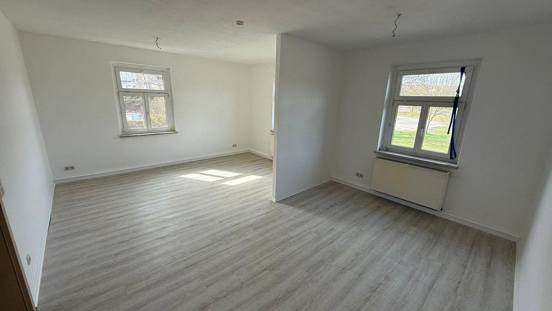 Prenájom bytu 3-izbový 90 m², Zwickau, Sasko Prenájom bytu 3-izbový 90 m², Zwickau, Sasko