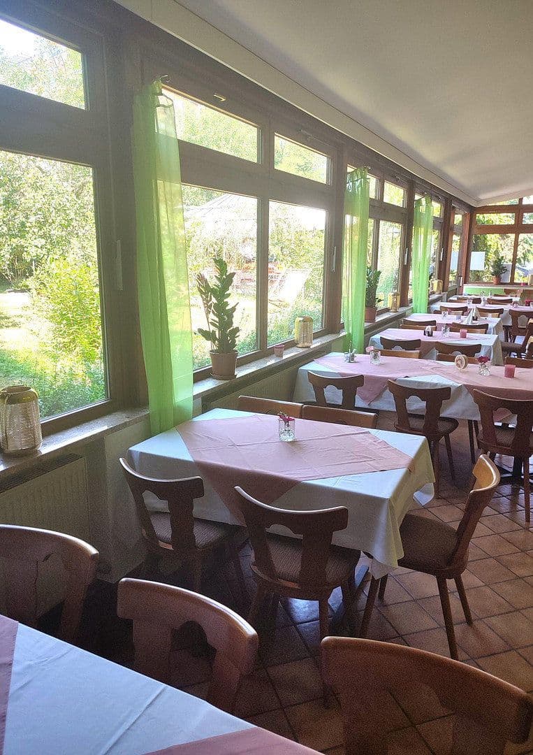 Predaj nebytového priestoru 1.867 m², Graslitzer Str. 4, Waldkraiburg, Bavorsko Predaj nebytového priestoru 1.867 m², Graslitzer Str. 4, Waldkraiburg, Bavorsko