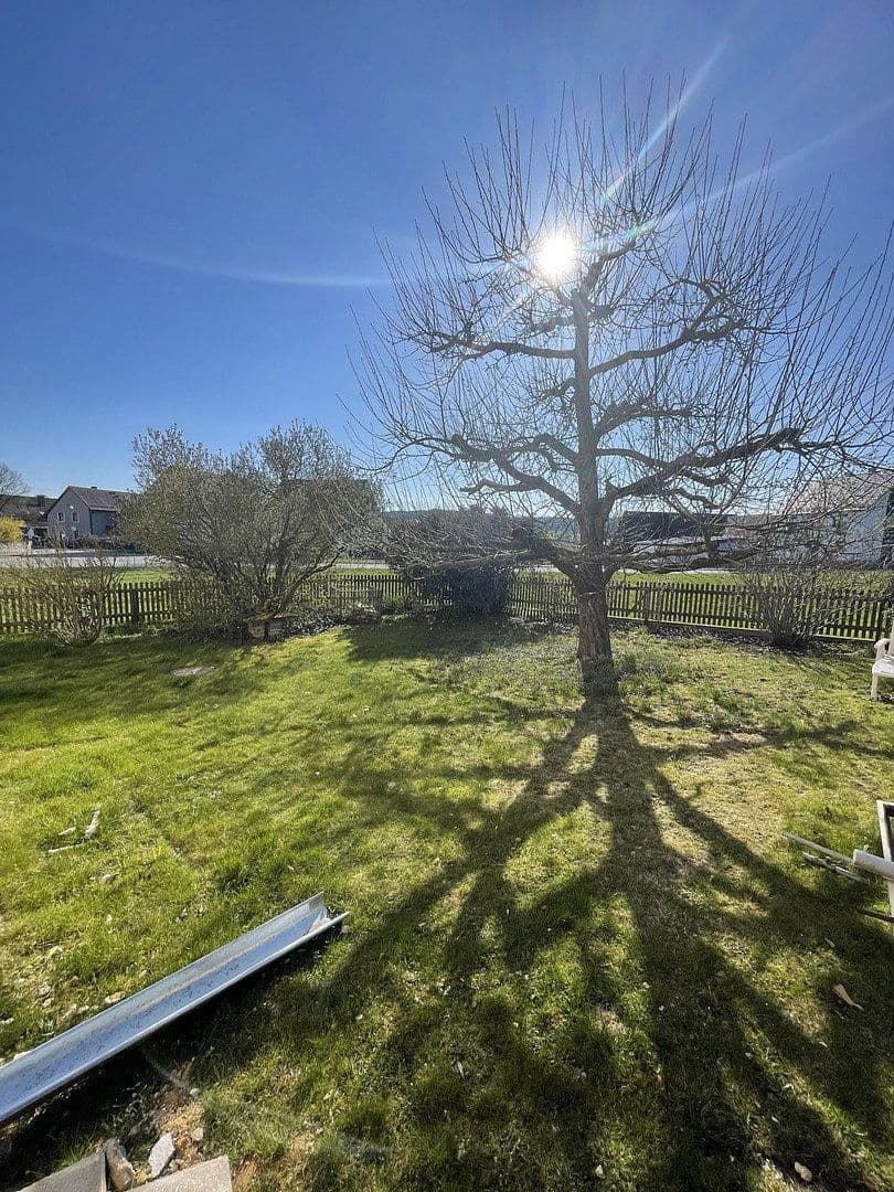 Prenájom bytu 4-izbový 141 m², Regenstauf, Bavorsko Prenájom bytu 4-izbový 141 m², Regenstauf, Bavorsko