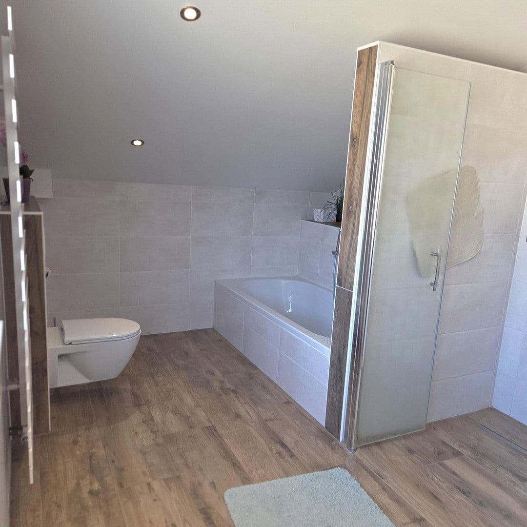 Predaj domu 240 m², pozemek 823 m², Auerbach, Bavorsko Predaj domu 240 m², pozemek 823 m², Auerbach, Bavorsko