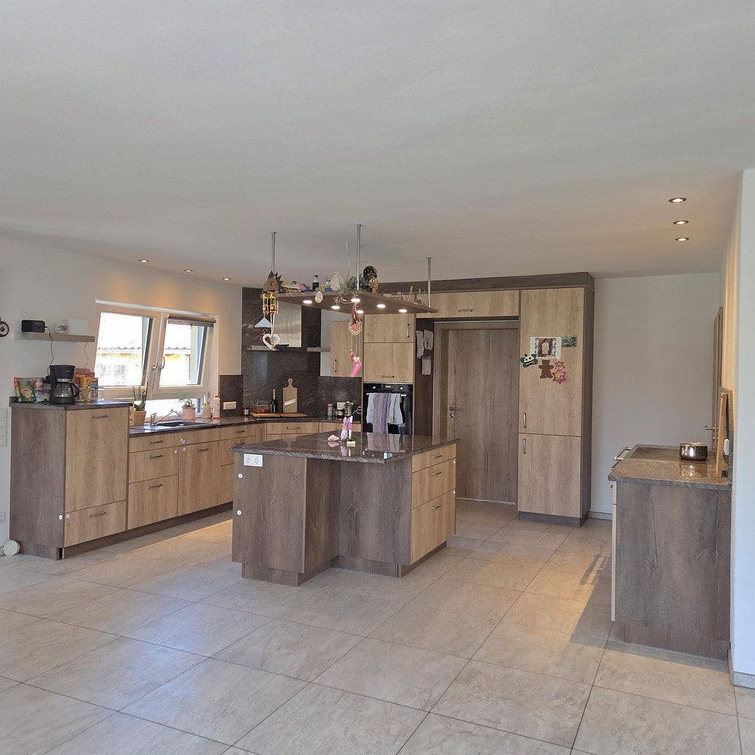 Predaj domu 240 m², pozemek 823 m², Auerbach, Bavorsko Predaj domu 240 m², pozemek 823 m², Auerbach, Bavorsko