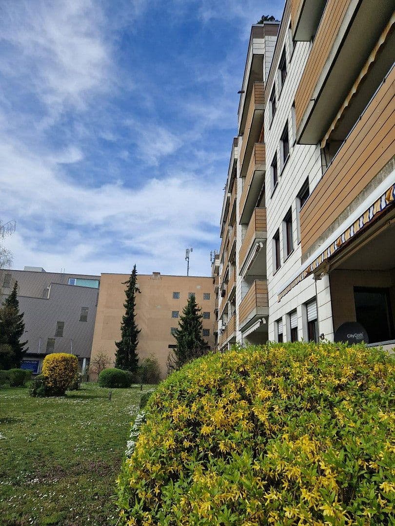 Prenájom bytu 1-izbový 37 m², Willibaldstraße 6, Nürnberg, Bavorsko Prenájom bytu 1-izbový 37 m², Willibaldstraße 6, Nürnberg, Bavorsko