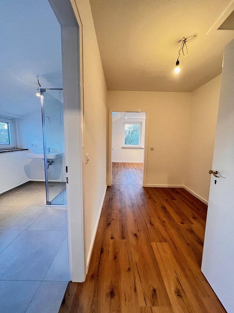 Prenájom bytu 2-izbový 55 m², Haller Weg 65a, Bielefeld, Severné Porýnie - Westfálsko Prenájom bytu 2-izbový 55 m², Haller Weg 65a, Bielefeld, Severné Porýnie - Westfálsko