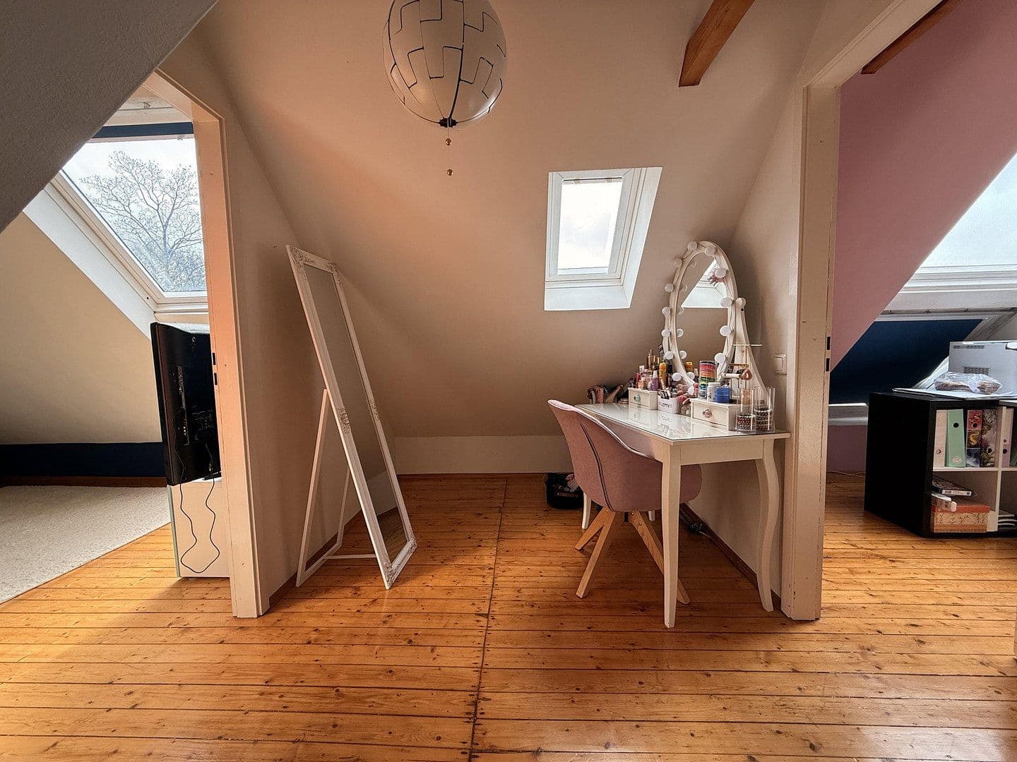 Predaj domu 180 m², pozemek 920 m², Duisburg, Severné Porýnie - Westfálsko Predaj domu 180 m², pozemek 920 m², Duisburg, Severné Porýnie - Westfálsko