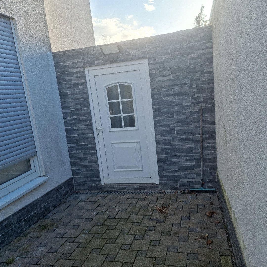 Predaj domu 161 m², pozemek 222 m², Pforzheim, Bádensko-Wurttembersko Predaj domu 161 m², pozemek 222 m², Pforzheim, Bádensko-Wurttembersko