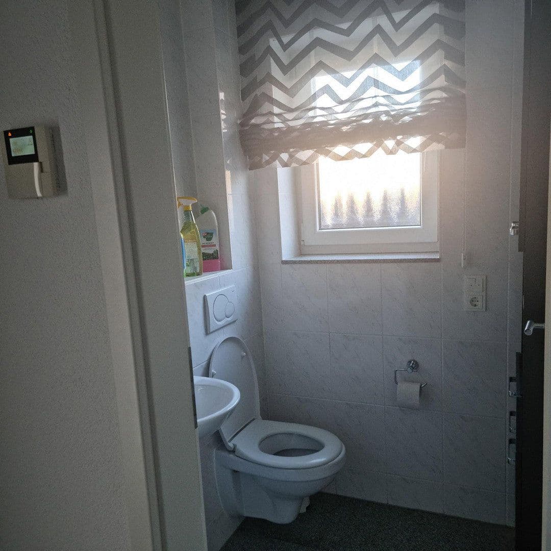 Predaj domu 161 m², pozemek 222 m², Pforzheim, Bádensko-Wurttembersko Predaj domu 161 m², pozemek 222 m², Pforzheim, Bádensko-Wurttembersko