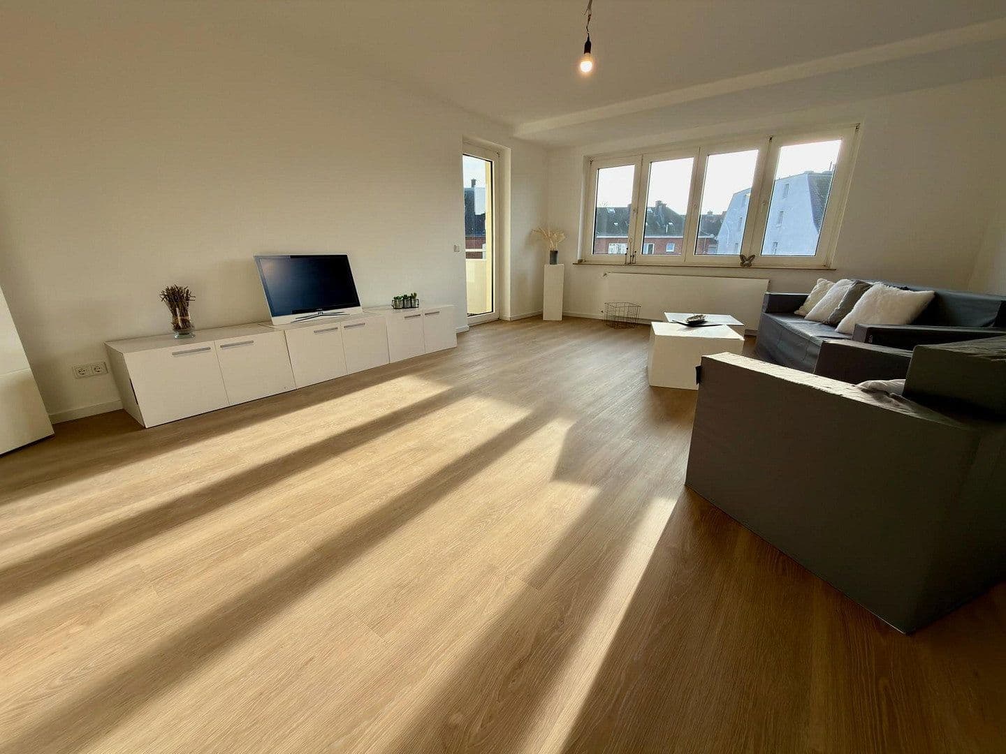 Prenájom bytu 3-izbový 112 m², Rudolfstraße 12, Münster, Severné Porýnie - Westfálsko Prenájom bytu 3-izbový 112 m², Rudolfstraße 12, Münster, Severné Porýnie - Westfálsko