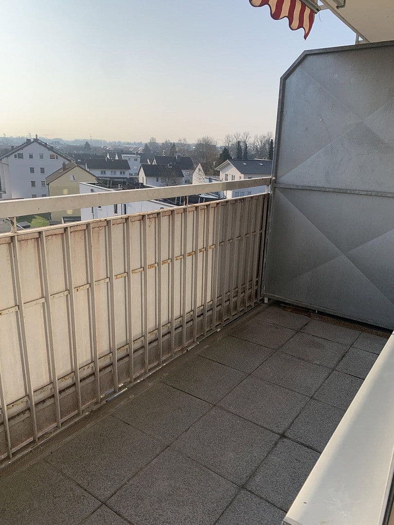 Prenájom bytu 2-izbový 56 m², Heddingheimerstr. 9, Hattersheim am Main, Hesensko Prenájom bytu 2-izbový 56 m², Heddingheimerstr. 9, Hattersheim am Main, Hesensko