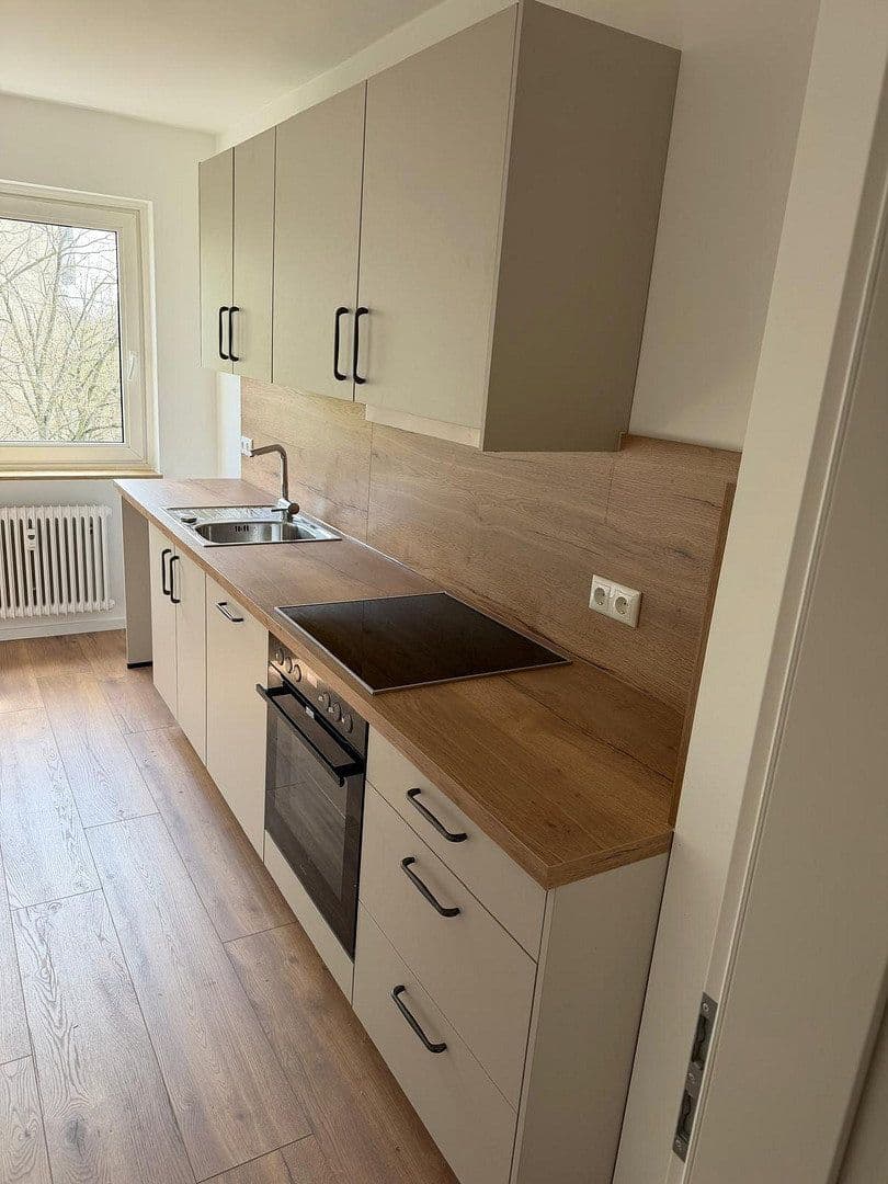 Prenájom bytu 2-izbový 56 m², Heddingheimerstr. 9, Hattersheim am Main, Hesensko Prenájom bytu 2-izbový 56 m², Heddingheimerstr. 9, Hattersheim am Main, Hesensko