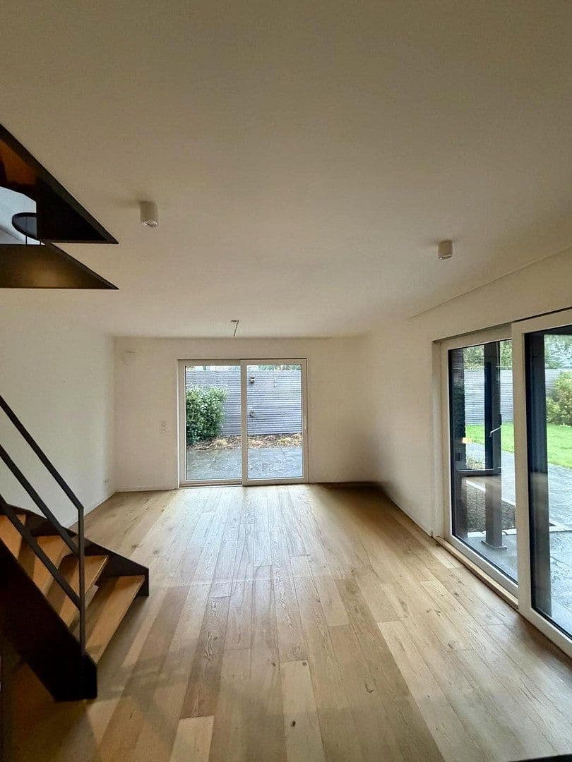 Predaj domu 155 m², pozemek 250 m², Am Brabandkanal 5d, Hamburg, Hamburg Predaj domu 155 m², pozemek 250 m², Am Brabandkanal 5d, Hamburg, Hamburg