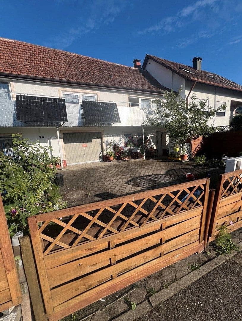 Predaj domu 130 m², pozemek 269 m², Balingen, Bádensko-Wurttembersko Predaj domu 130 m², pozemek 269 m², Balingen, Bádensko-Wurttembersko