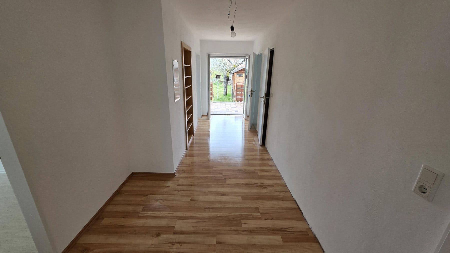 Prenájom bytu 3-izbový 81 m², Schifferstadt, Porýnie-Falcko Prenájom bytu 3-izbový 81 m², Schifferstadt, Porýnie-Falcko