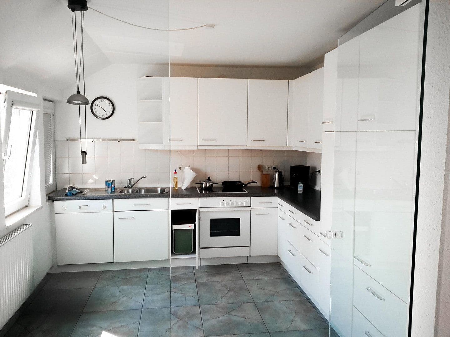 Prenájom bytu 4-izbový 125 m², Braunschweig, Dolné Sasko Prenájom bytu 4-izbový 125 m², Braunschweig, Dolné Sasko