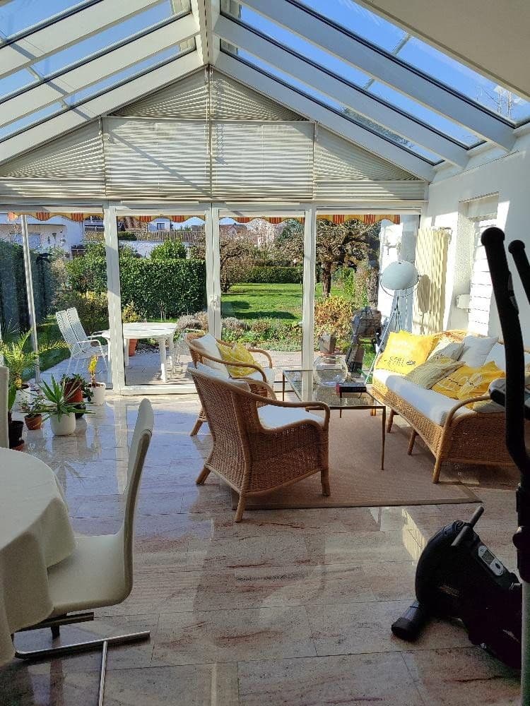 Predaj domu 130 m², pozemek 673 m², Schwalbach am Taunus, Hesensko Predaj domu 130 m², pozemek 673 m², Schwalbach am Taunus, Hesensko