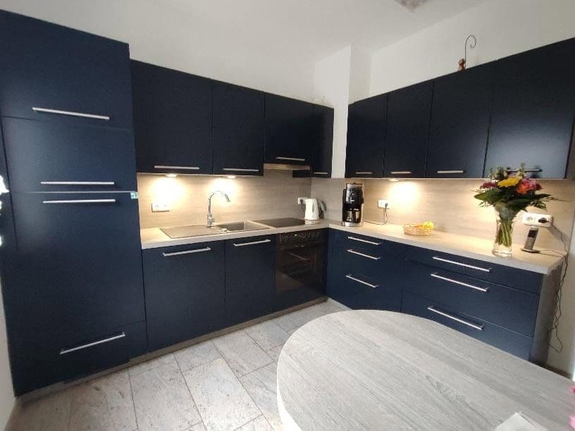 Predaj domu 130 m², pozemek 673 m², Schwalbach am Taunus, Hesensko Predaj domu 130 m², pozemek 673 m², Schwalbach am Taunus, Hesensko