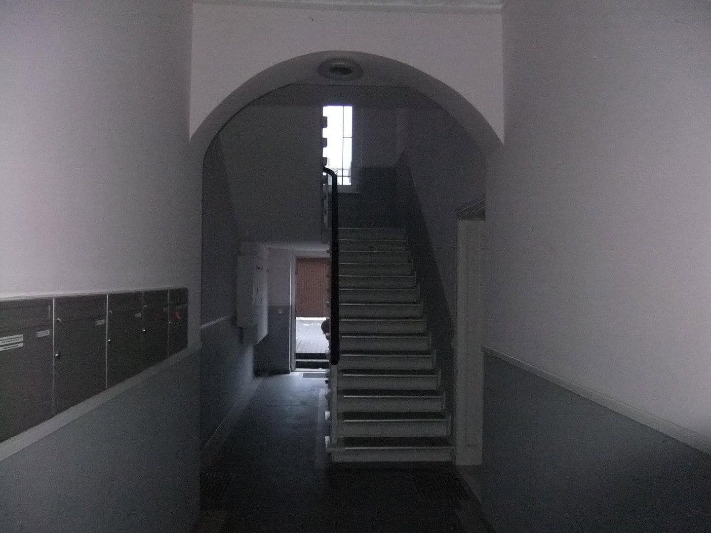 Predaj bytu 4-izbový 97 m², Treskowallee 56, Berlin, Berlín Predaj bytu 4-izbový 97 m², Treskowallee 56, Berlin, Berlín