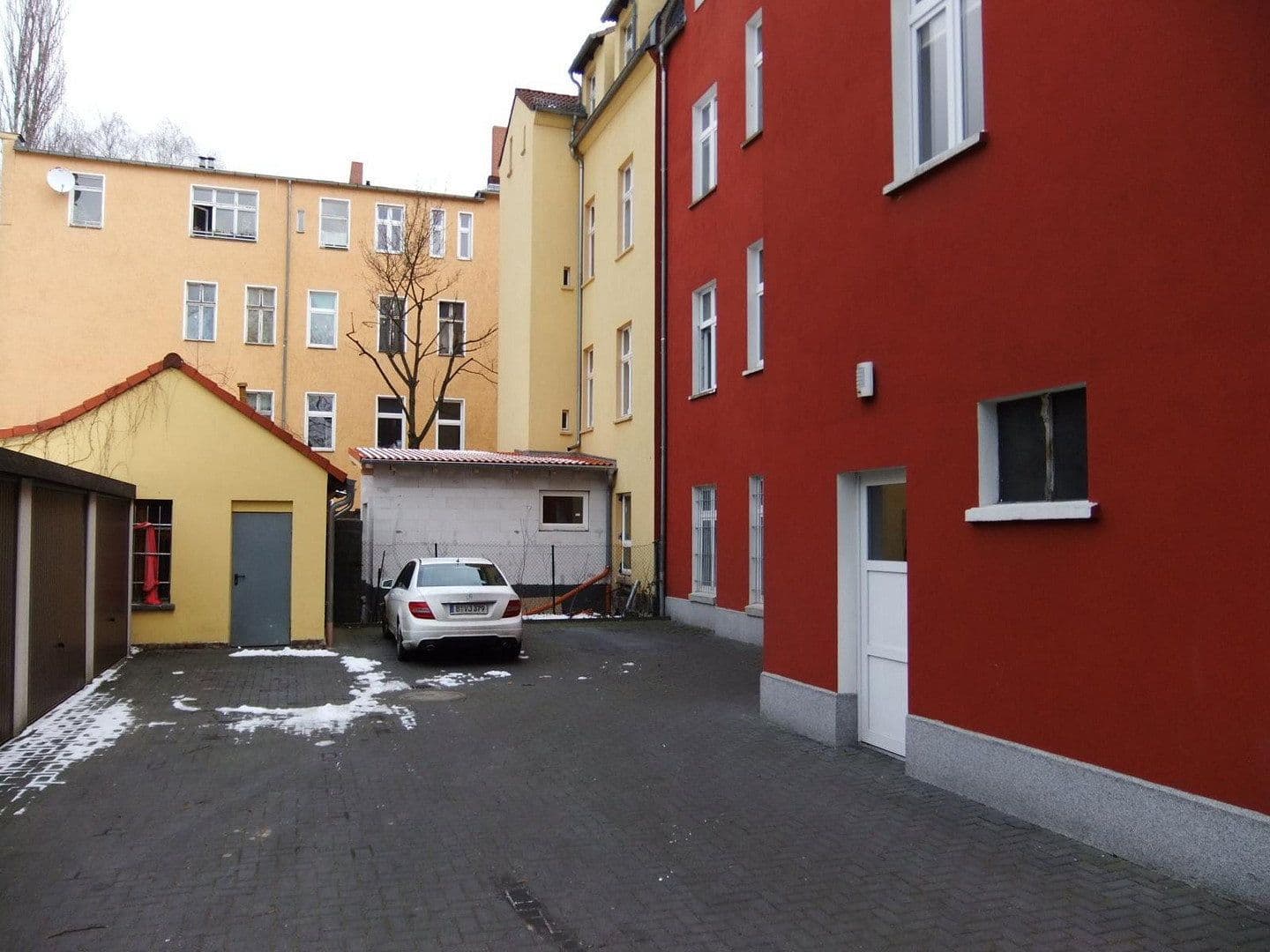 Predaj bytu 4-izbový 97 m², Treskowallee 56, Berlin, Berlín Predaj bytu 4-izbový 97 m², Treskowallee 56, Berlin, Berlín