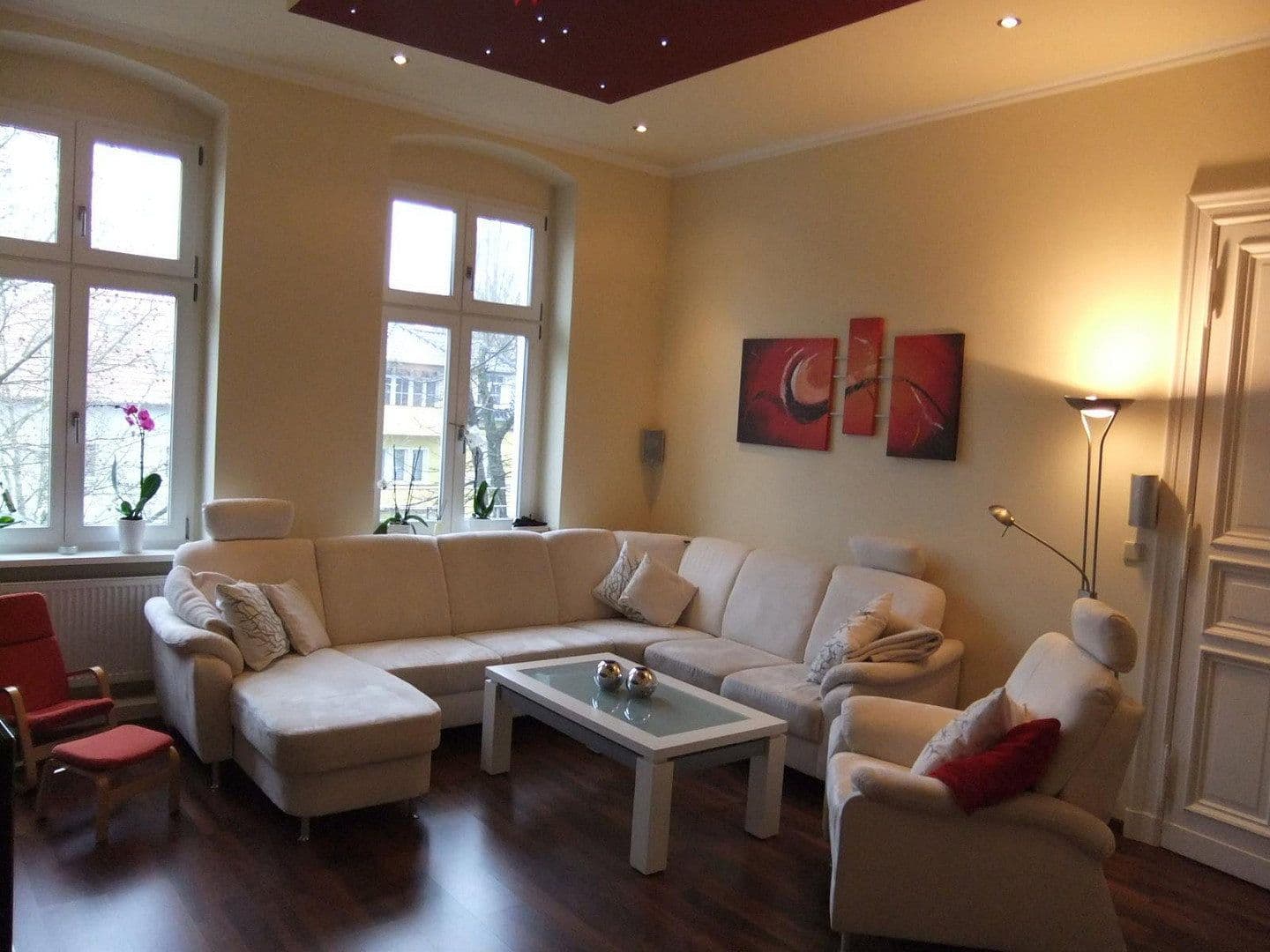 Predaj bytu 4-izbový 97 m², Treskowallee 56, Berlin, Berlín Predaj bytu 4-izbový 97 m², Treskowallee 56, Berlin, Berlín