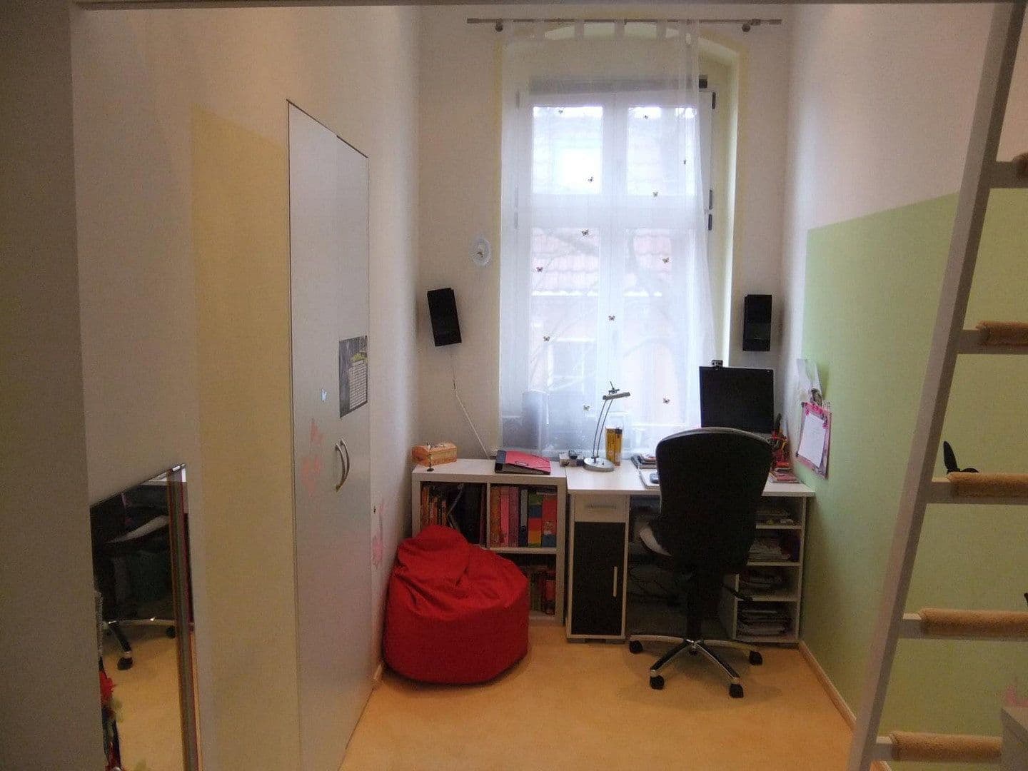 Predaj bytu 4-izbový 97 m², Treskowallee 56, Berlin, Berlín Predaj bytu 4-izbový 97 m², Treskowallee 56, Berlin, Berlín