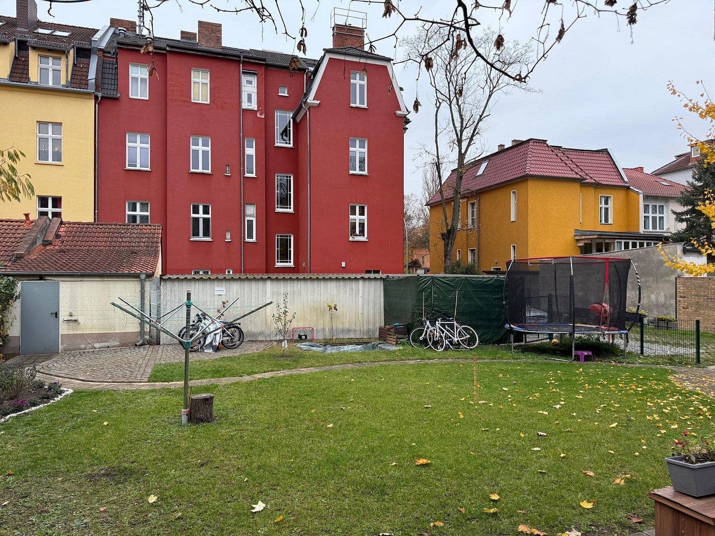 Predaj bytu 4-izbový 97 m², Treskowallee 56, Berlin, Berlín Predaj bytu 4-izbový 97 m², Treskowallee 56, Berlin, Berlín
