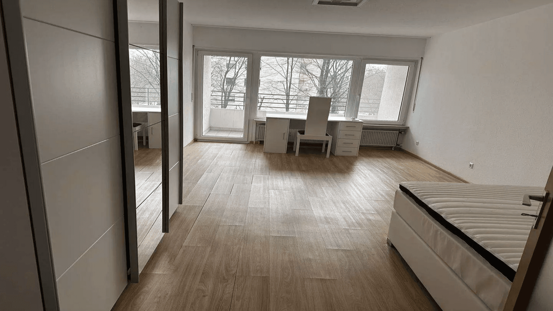 Prenájom bytu 1-izbový 34 m², Heidelberg, Bádensko-Wurttembersko Prenájom bytu 1-izbový 34 m², Heidelberg, Bádensko-Wurttembersko