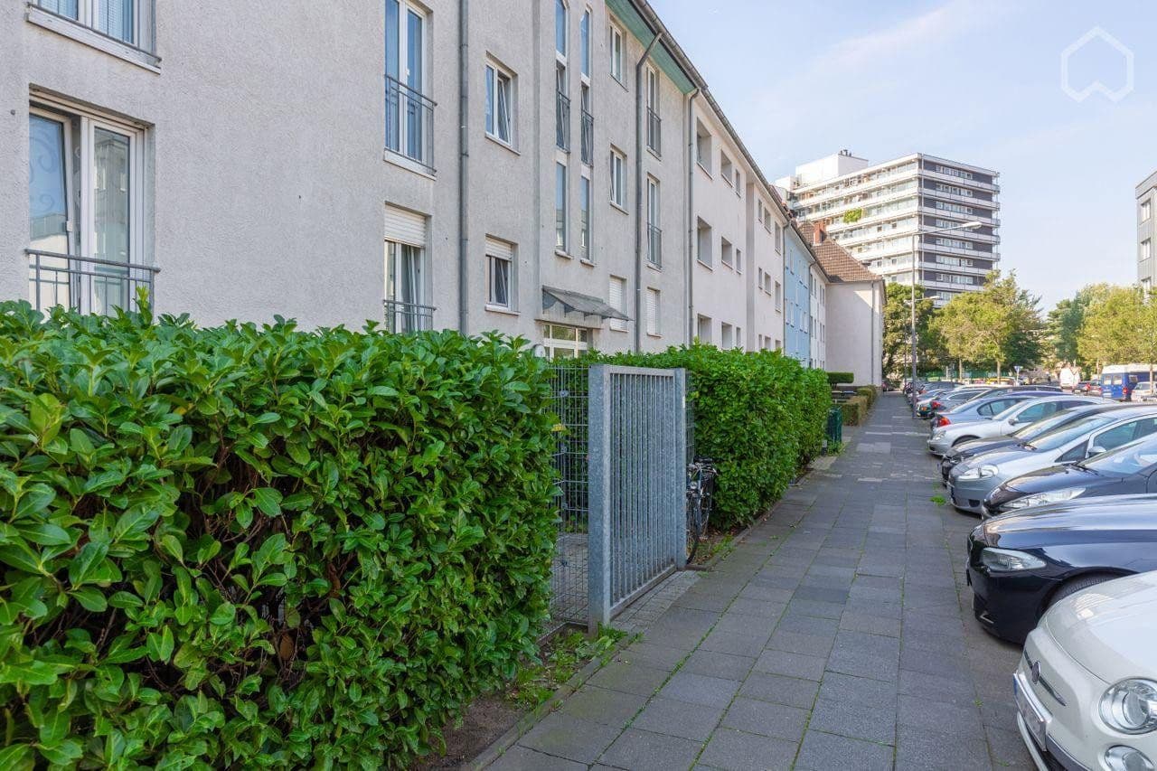 Prenájom bytu 2-izbový 56 m², Feldbergstraße 8, Köln, Severné Porýnie - Westfálsko Prenájom bytu 2-izbový 56 m², Feldbergstraße 8, Köln, Severné Porýnie - Westfálsko