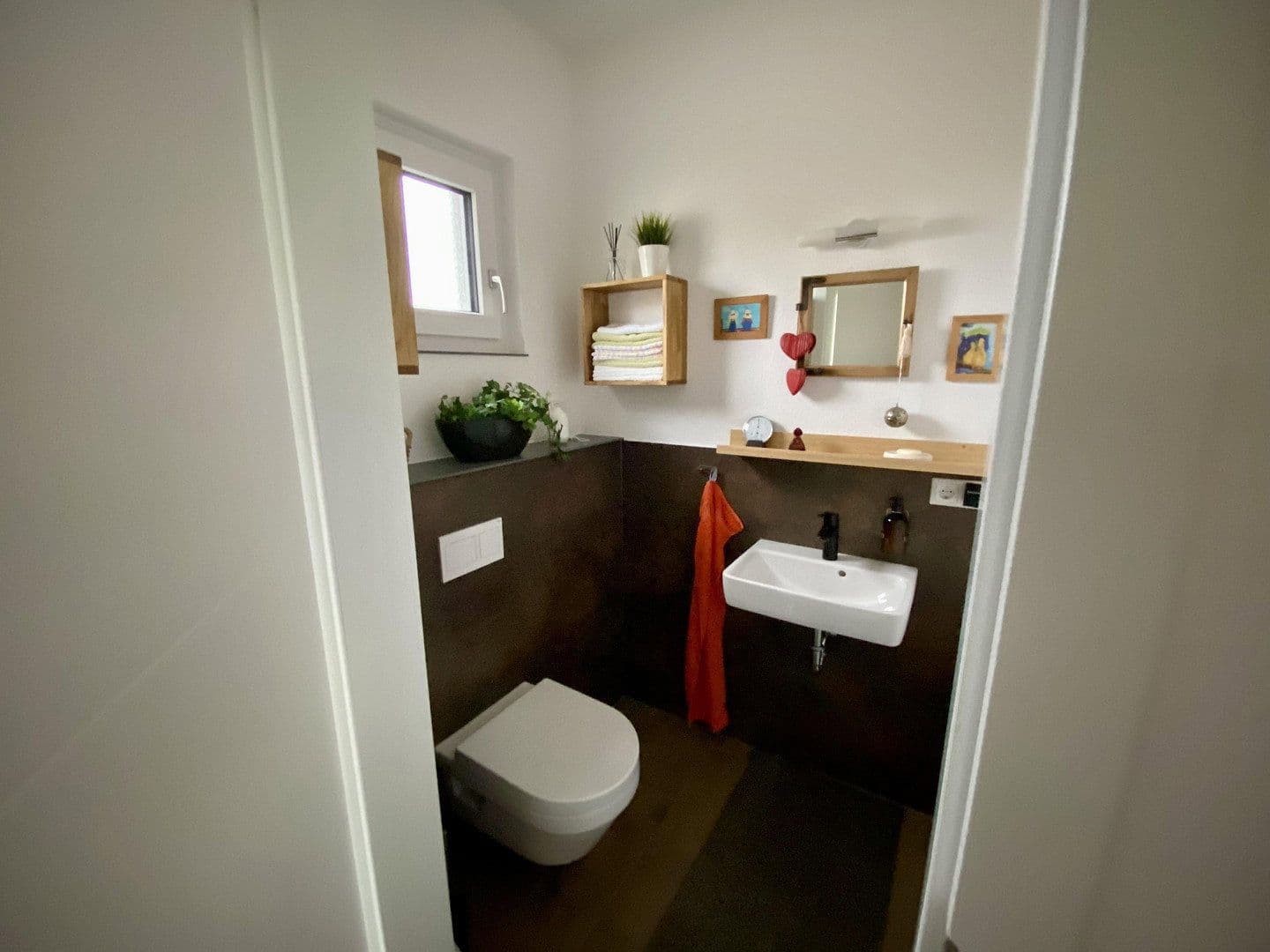 Predaj domu 98 m², pozemek 650 m², Weidenbach, Porýnie-Falcko Predaj domu 98 m², pozemek 650 m², Weidenbach, Porýnie-Falcko