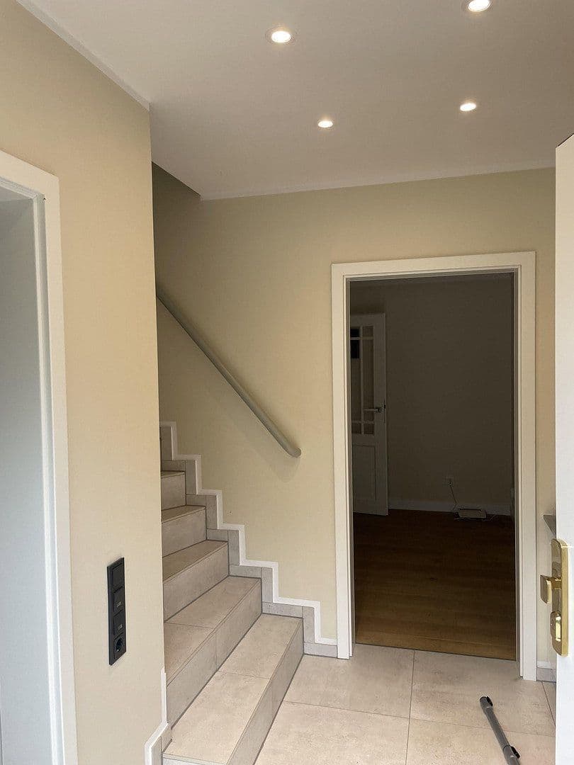 Predaj domu 240 m², pozemek 2.100 m², Bergisch Gladbach, Severné Porýnie - Westfálsko Predaj domu 240 m², pozemek 2.100 m², Bergisch Gladbach, Severné Porýnie - Westfálsko