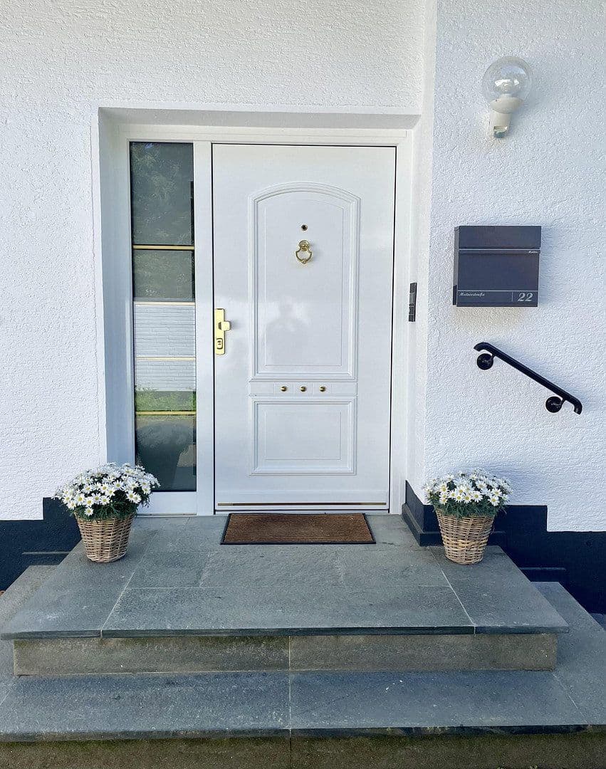 Predaj domu 240 m², pozemek 2.100 m², Bergisch Gladbach, Severné Porýnie - Westfálsko Predaj domu 240 m², pozemek 2.100 m², Bergisch Gladbach, Severné Porýnie - Westfálsko