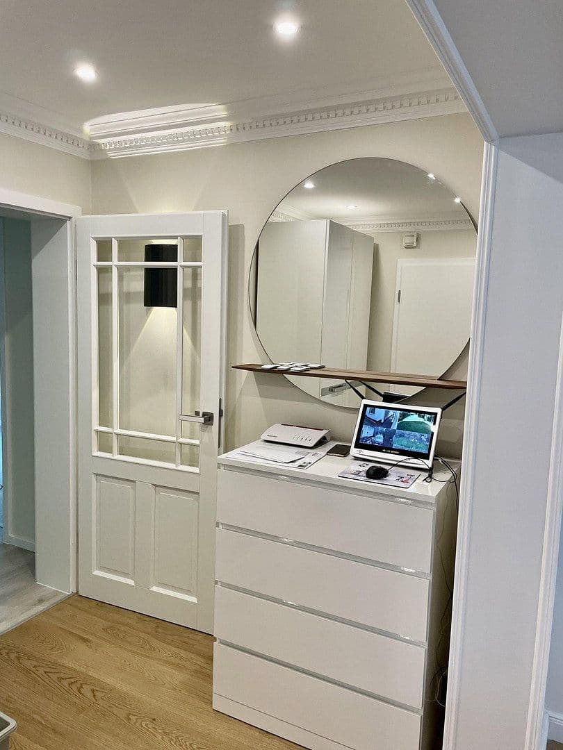 Predaj domu 240 m², pozemek 2.100 m², Bergisch Gladbach, Severné Porýnie - Westfálsko Predaj domu 240 m², pozemek 2.100 m², Bergisch Gladbach, Severné Porýnie - Westfálsko