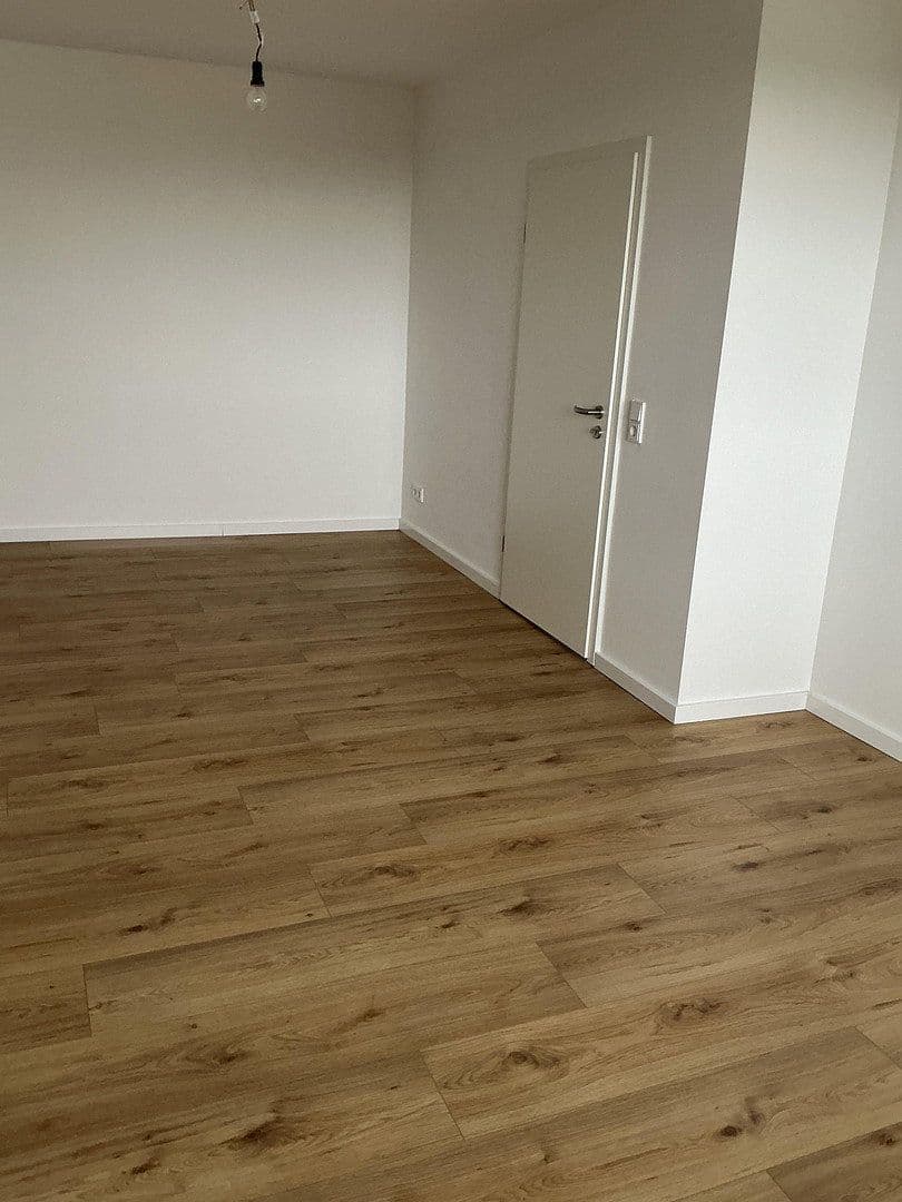 Prenájom bytu 3-izbový 70 m², Allerstrasse, Wolfsburg, Dolné Sasko Prenájom bytu 3-izbový 70 m², Allerstrasse, Wolfsburg, Dolné Sasko