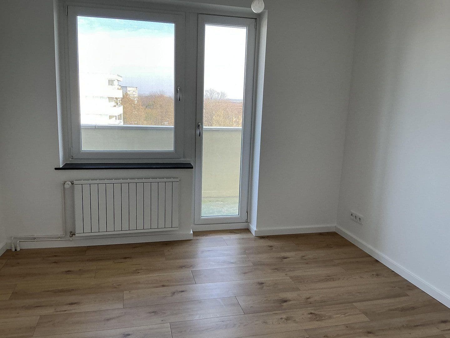 Prenájom bytu 3-izbový 70 m², Allerstrasse, Wolfsburg, Dolné Sasko Prenájom bytu 3-izbový 70 m², Allerstrasse, Wolfsburg, Dolné Sasko